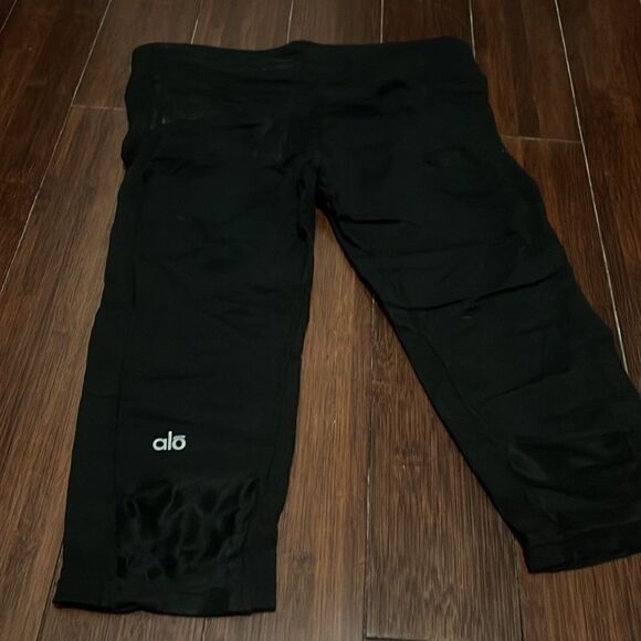 ALO Yoga Black Leggings - Size Small - Like NEW - Picture 5 of 5